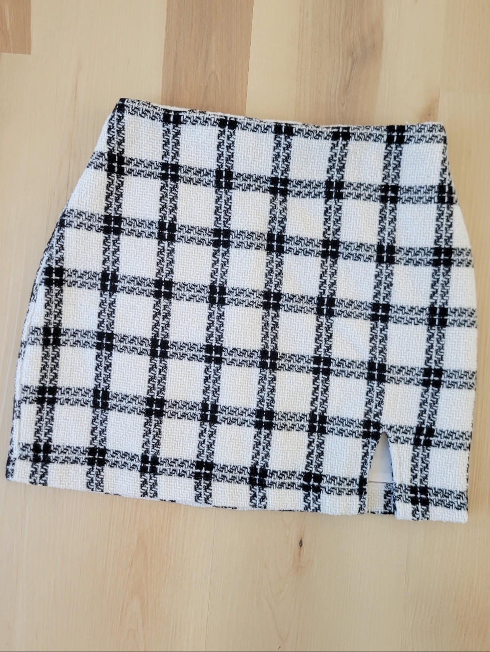 Altar’d State Aula Ivory Black Check Knit Skirt Women’s XS Plaid Preppy Tweed